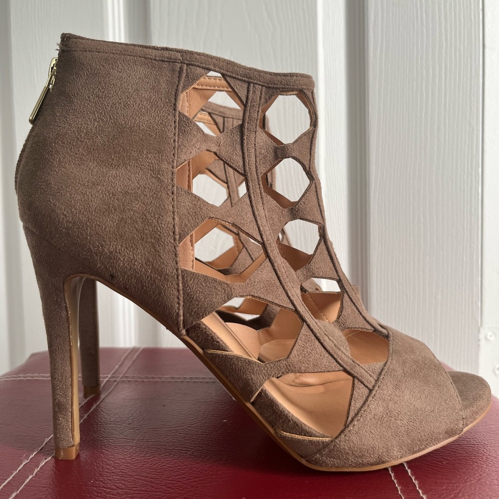 XOXO Heels